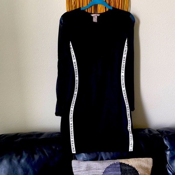 H&M Dresses & Skirts - H&M thick cotton midi dress fitted body long mesh sleeve